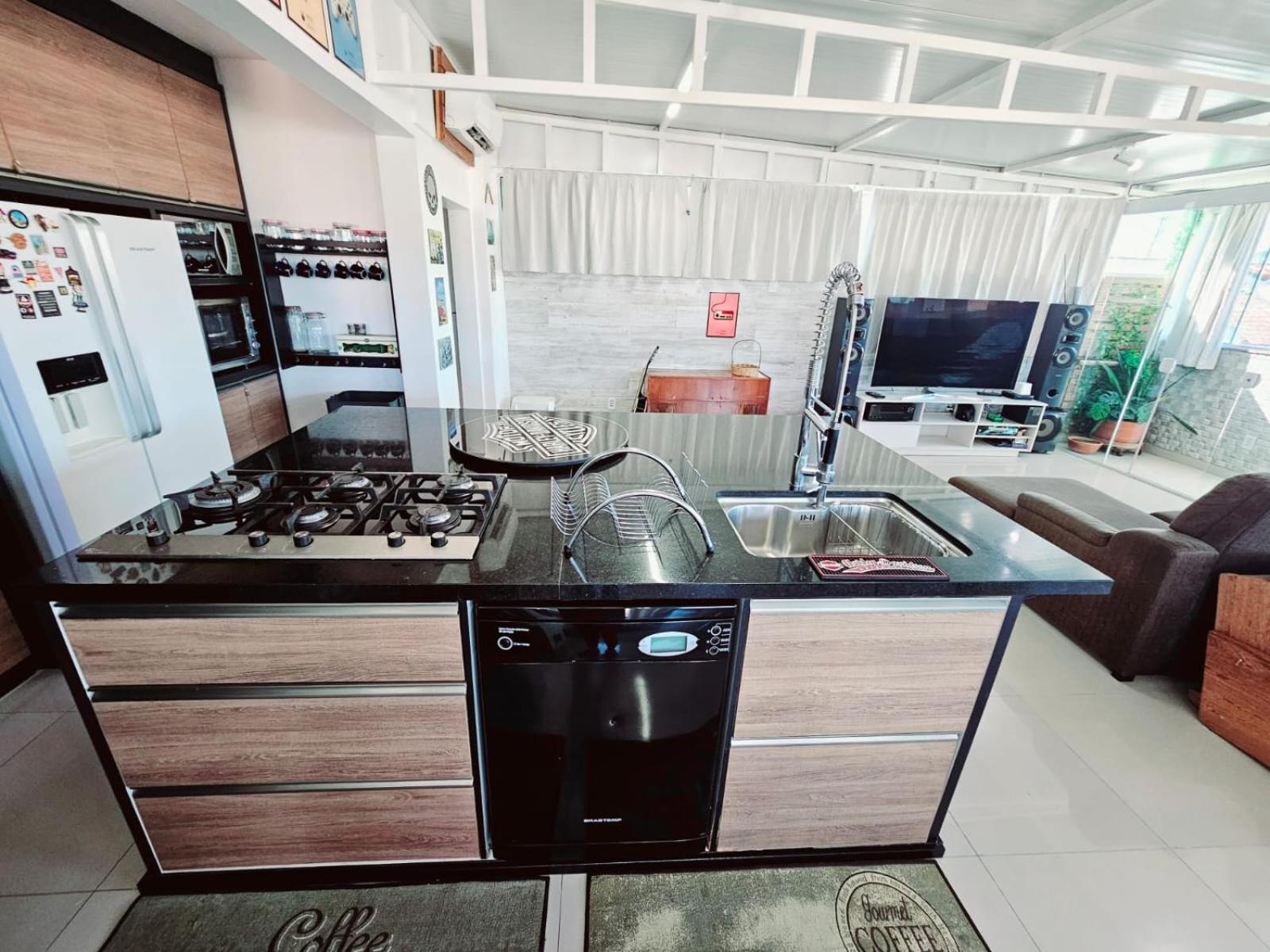 Cobertura Gourmet á 300mts Da De Canasvieiras Norte Da Ilha De Floripa